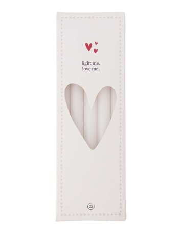 Zusss Zusss | Doosje met 10 smalle kaarsjes off white