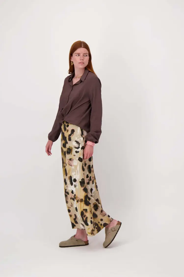 Zusss Zusss | Overslag blouse choco