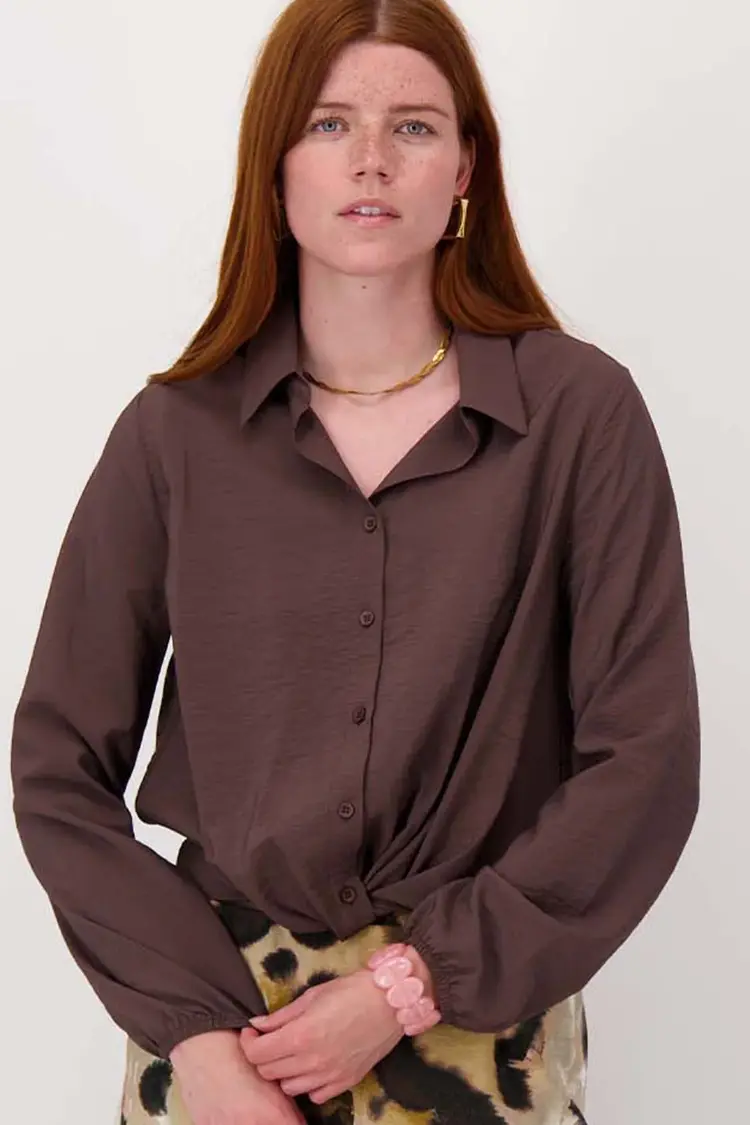 Zusss Zusss | Overslag blouse choco