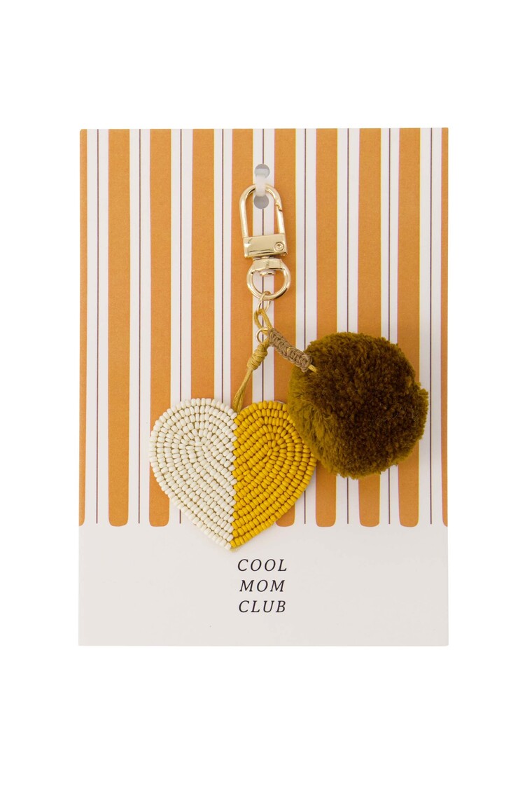 Zusss Zusss | Ansichtkaart tashanger pompon hart cool mum club