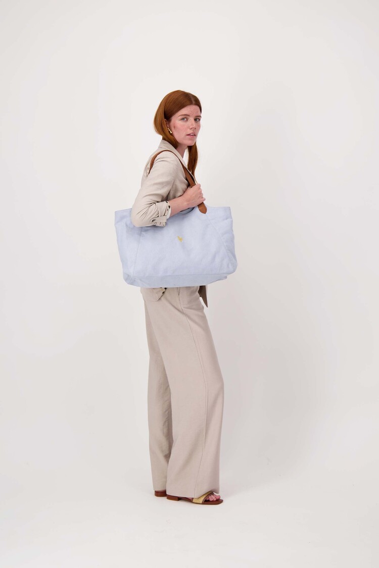 Zusss Zusss | Love tote bag met leren details sky blue