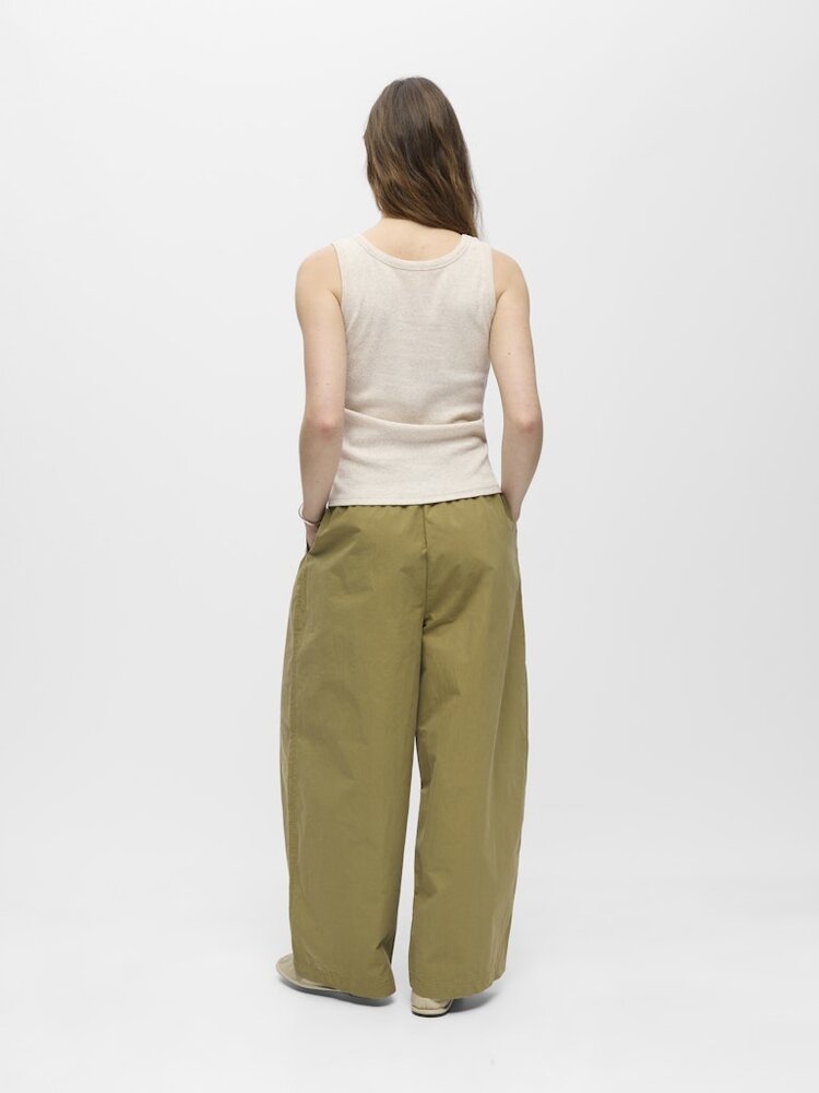 Object Object | Tanktop Moli humus NOOS