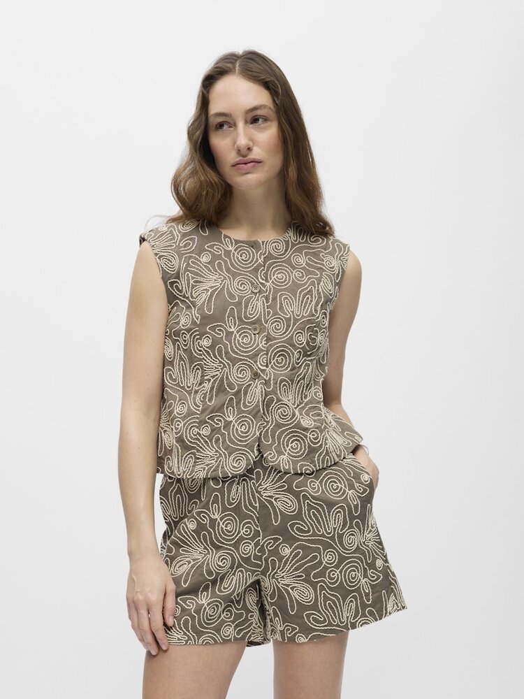 Object Object | Vest Kerry morel