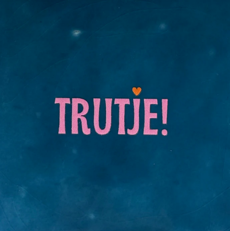 Yett Yett | Tegeltje trutje! donkerblauw