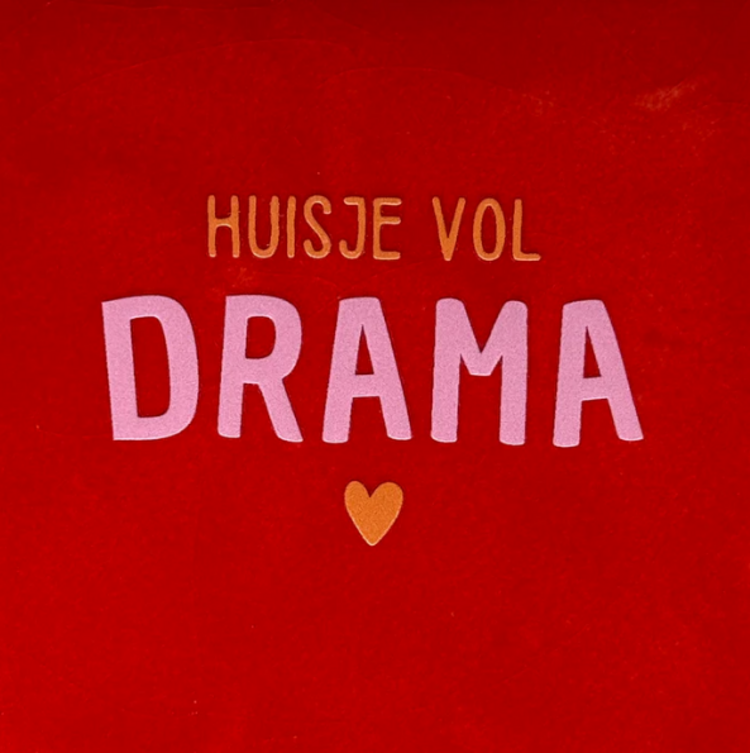 Yett Yett | Tegeltje huisje vol drama rood