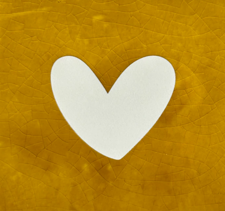 Yett Yett | Tegeltje hartje dicht oker/creme