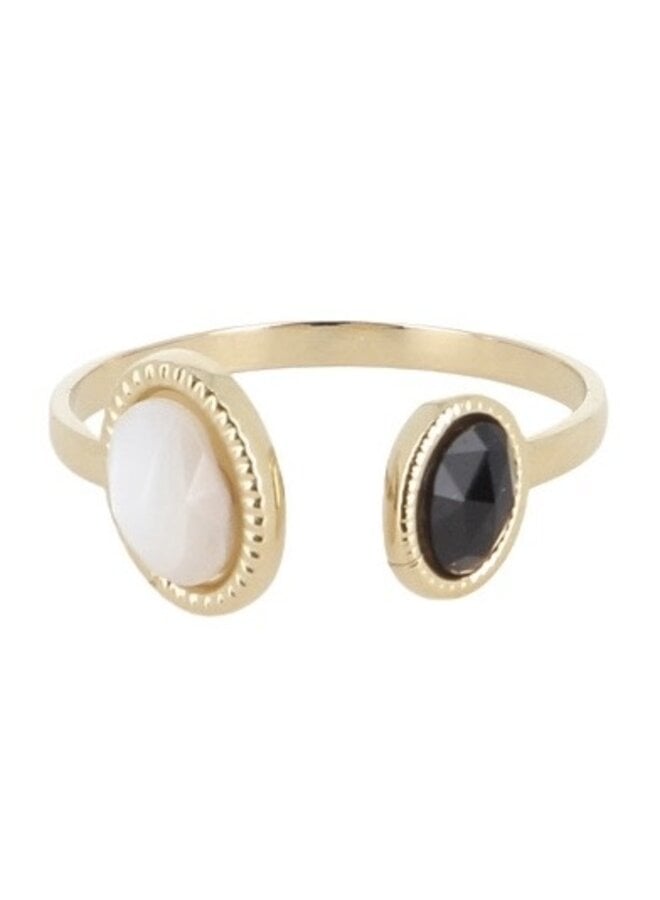 Ring - Ixy Pearl and Onyx