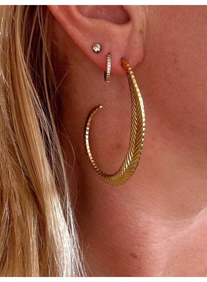 Earrings - Oval Shape Feather