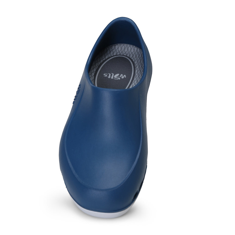 blue clogs for nurses