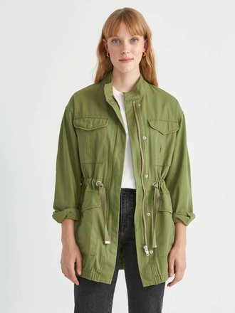 Utility Jacket in Military Green
