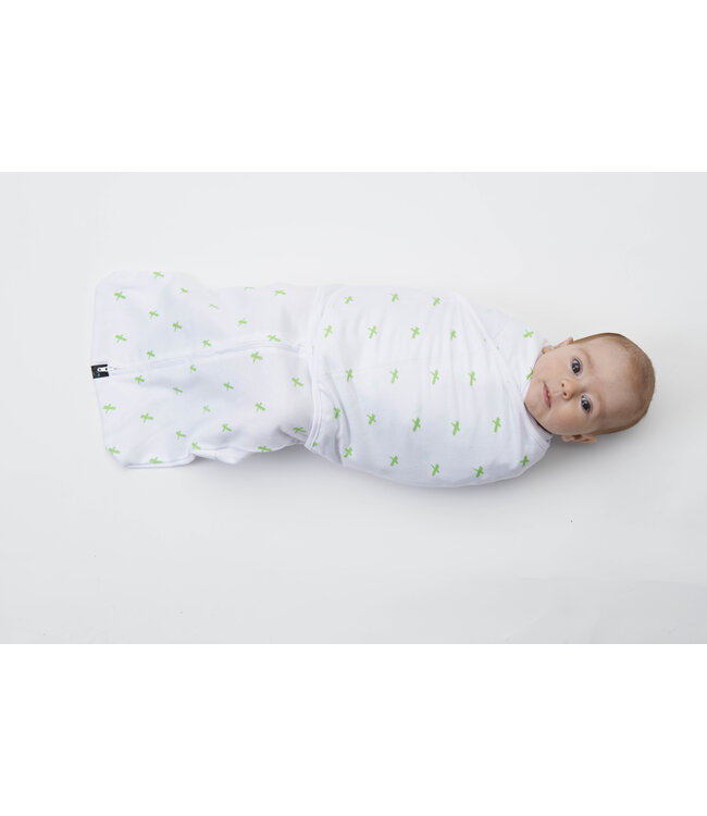 Mum2Mum Mum2Mum Dream Swaddle Small Small Green Cross