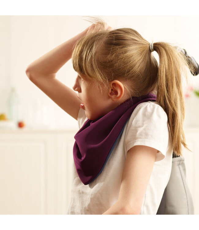 Bibetta Care Bandana Care Design Lätzchen Aubergine