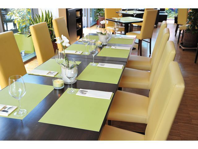 Duni Placemat Champagne Pak 250 Stuks duni kopen in de aanbieding