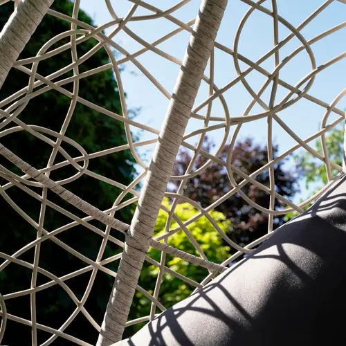 Lesli Living  Hangstoel - Close - Grizzly - Lesli Living