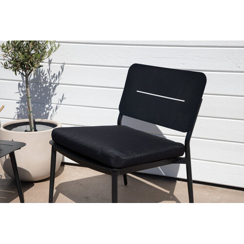 The Outsider Loungestoel - Tess - 2 stuks - Zwart - met kussen - The Outsider The Outsider Loungestoel - Tess - 2 stuks - Zwart - met kussen - The Outsider