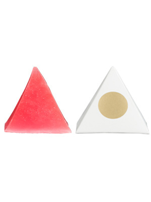 Pyramid Soap van Golda