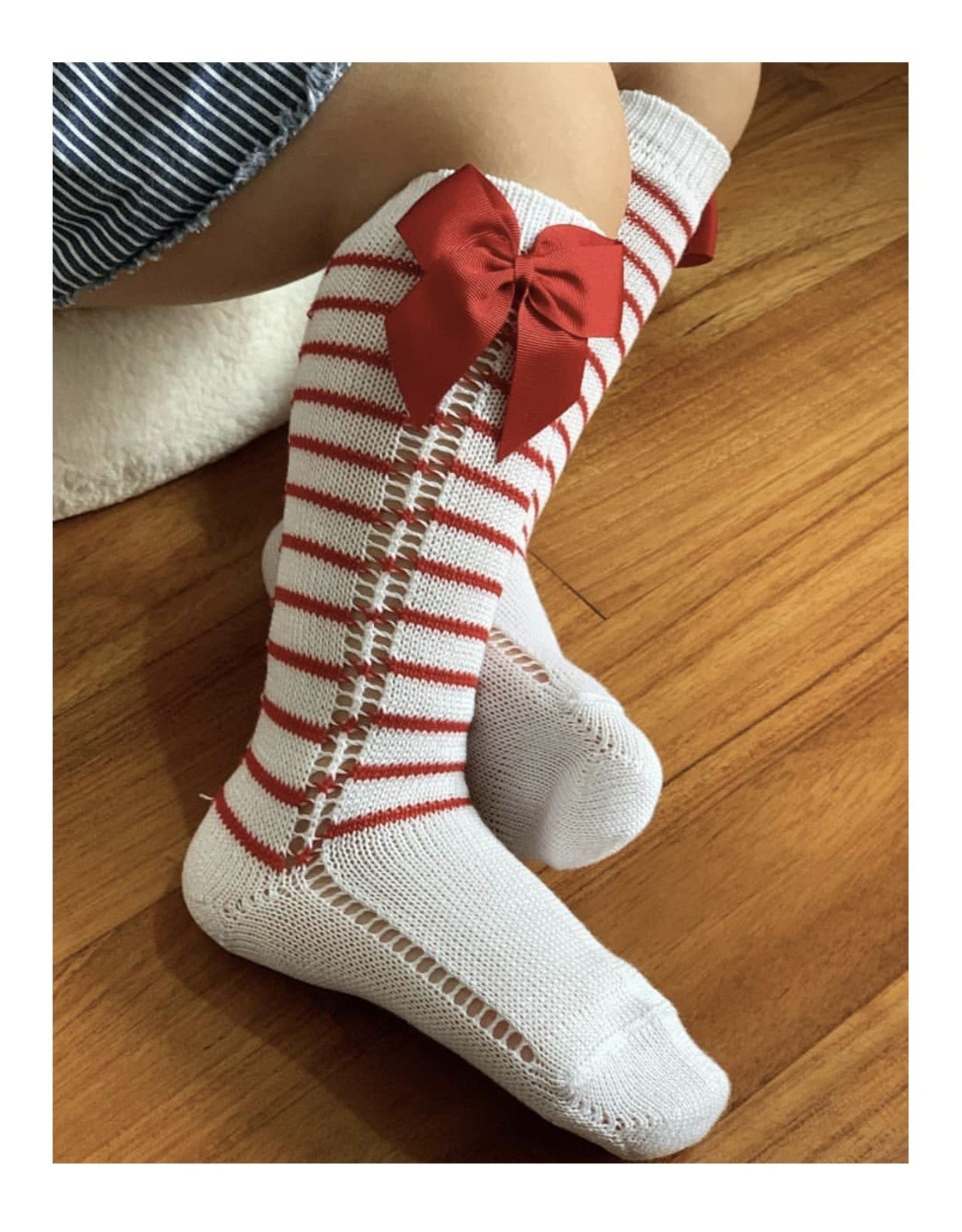 CONDOR Side Openwork Socks with Bow