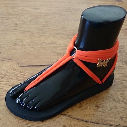 Charm Schmetterling gold