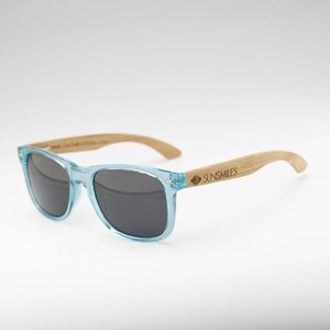 Bambussonnenbrille mit transparentem, blauem Rahmen