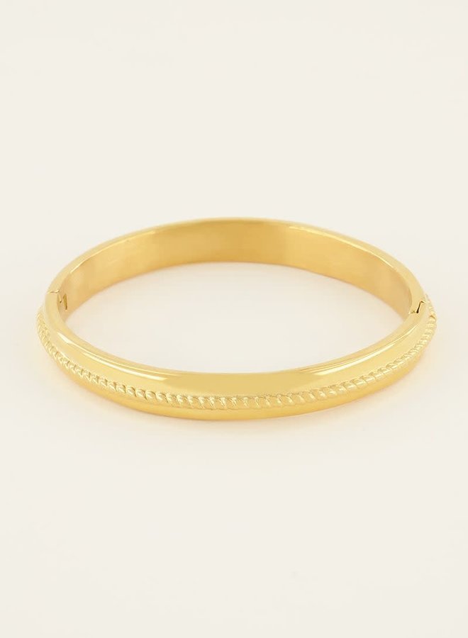 Bangle met ribbels