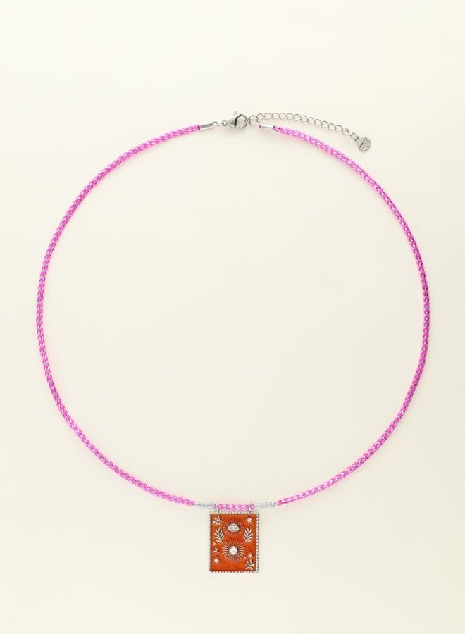 Mystic ketting met oranje bedel