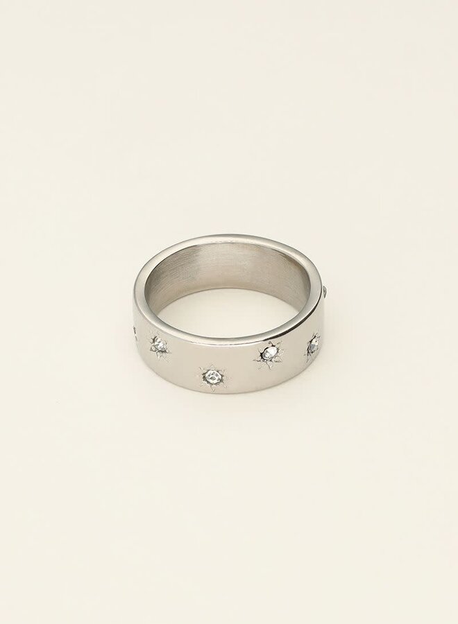 Mystic ring met sterretjes en steentjes