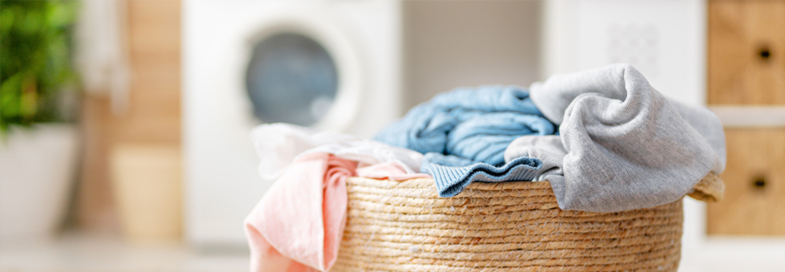 Polyester wassen en drogen. Hoe moet dat? Wasparfum.nl