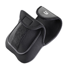 Daiwa Neoprene Reel Cover #S 17 X 15 Cm