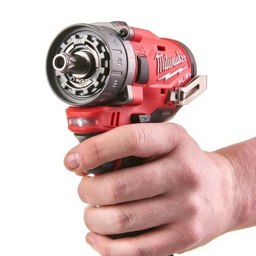 Milwaukee M12 FUEL SUB-COMPACTE PERCUSSIE BOORMACHINE MET AFNEEMBARE BOORHOUDER