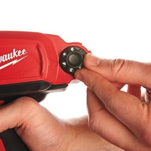 Milwaukee Milwaukee Subcompactkit-/lijmpistool 400 ml patroonhouder