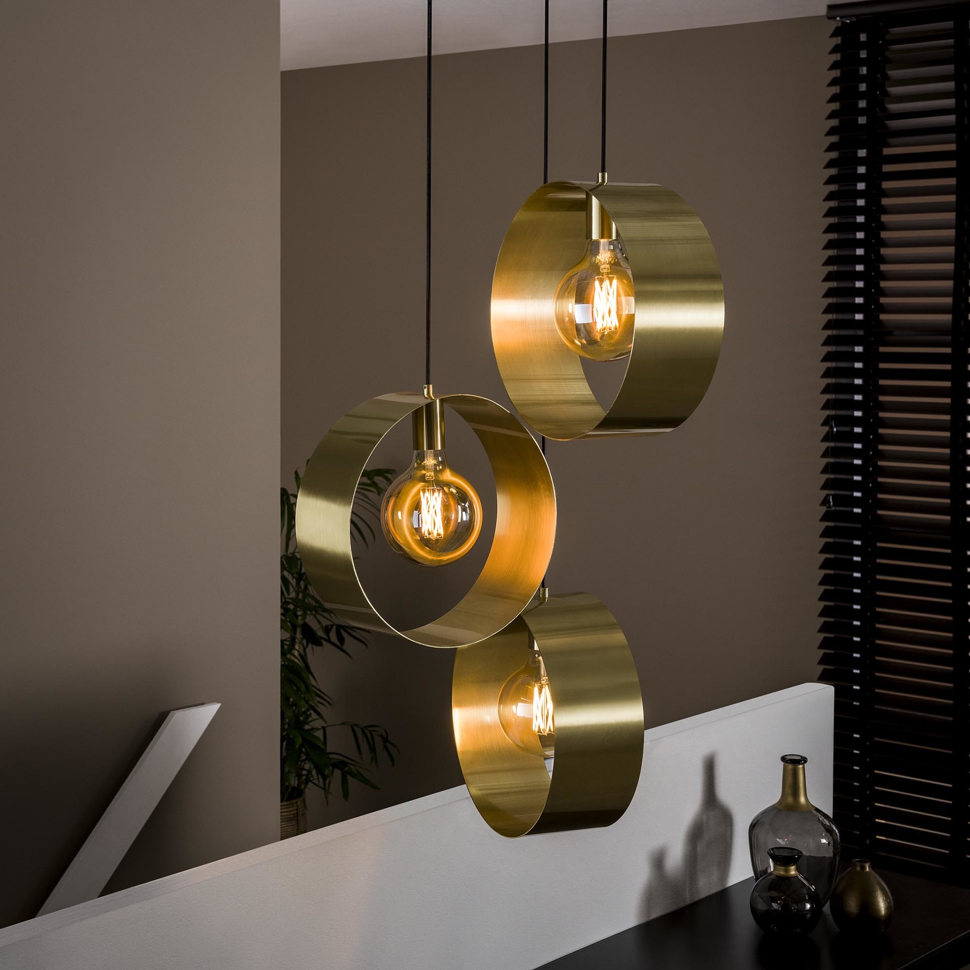 hanglamp Golden metaal 3-lichts | POPULAIR - DIMEHOUSE