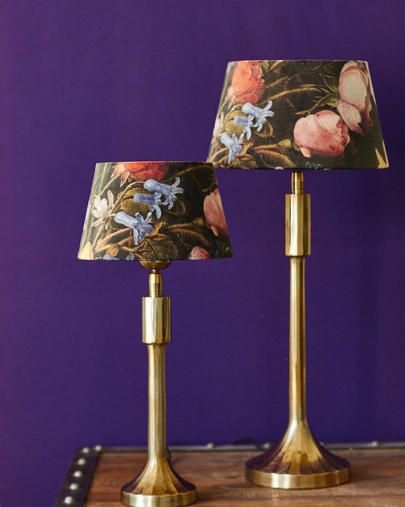 Tischlampe - groß - mit floralem Lampenschirm