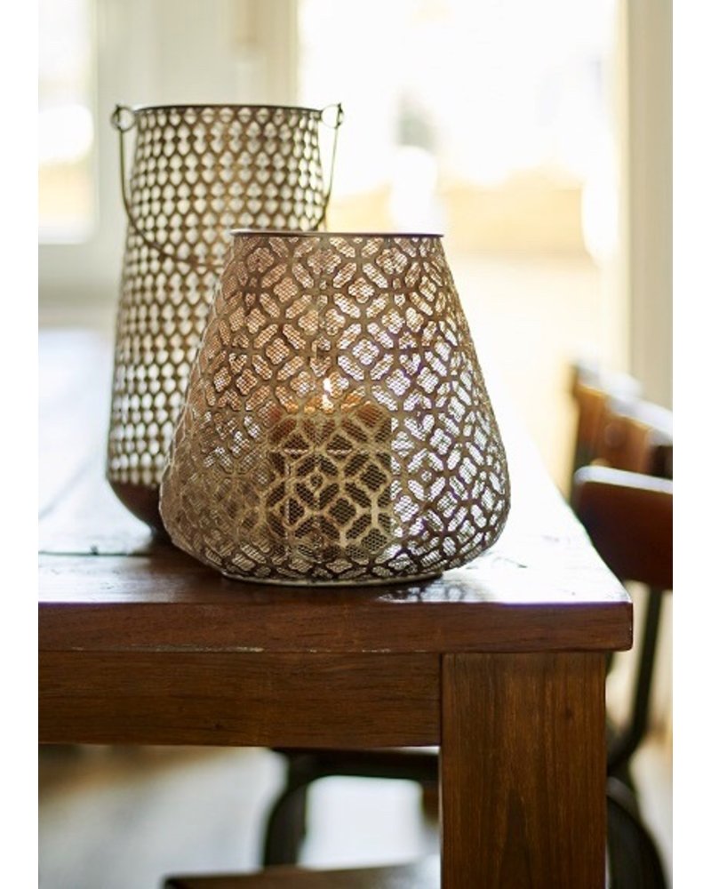 Vintage - Lantern - filigree pattern - red gold dark