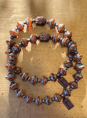 Saturn-Armband - 8 mm - feuerpolierte Perlen - Orange/grün