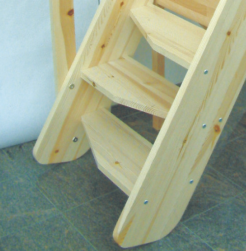 Wellhöfer Raumspartreppe midstep