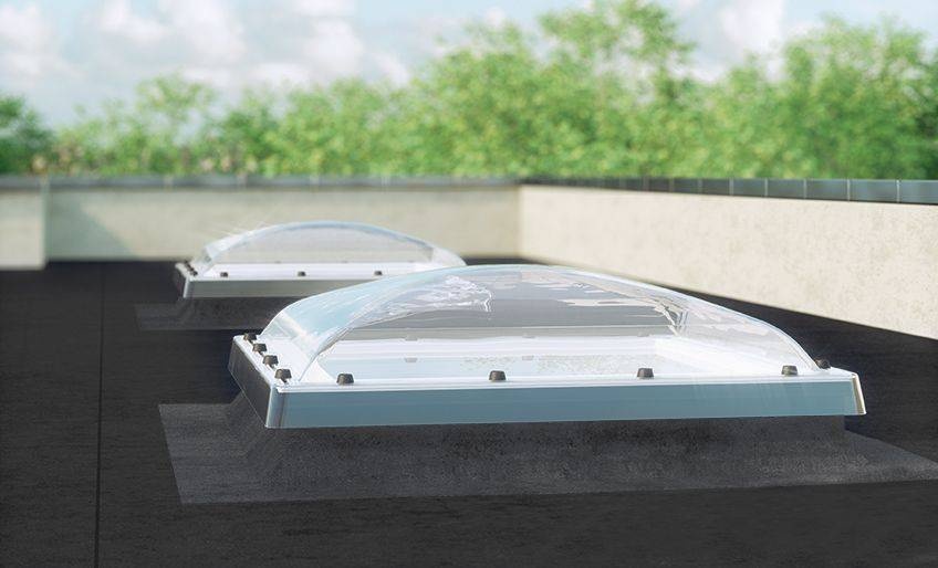 FAKRO Flachdach-Fenster DEC-C P2, elektrisch (Typ C)