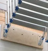 Wellhöfer Alu-Scherentreppe mit Stirnbrett | NEU: Wand- oder Deckenmontage