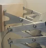 Wellhöfer Alu-Scherentreppe mit Stirnbrett | NEU: Wand- oder Deckenmontage