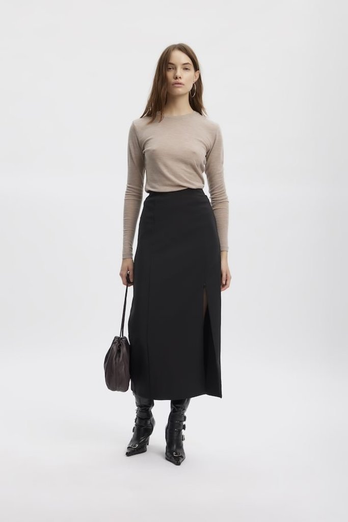 Gestuz Joelle long skirt - Black