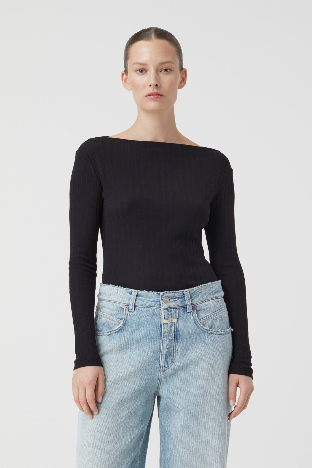 Straight Neck Top - Black - JUULS