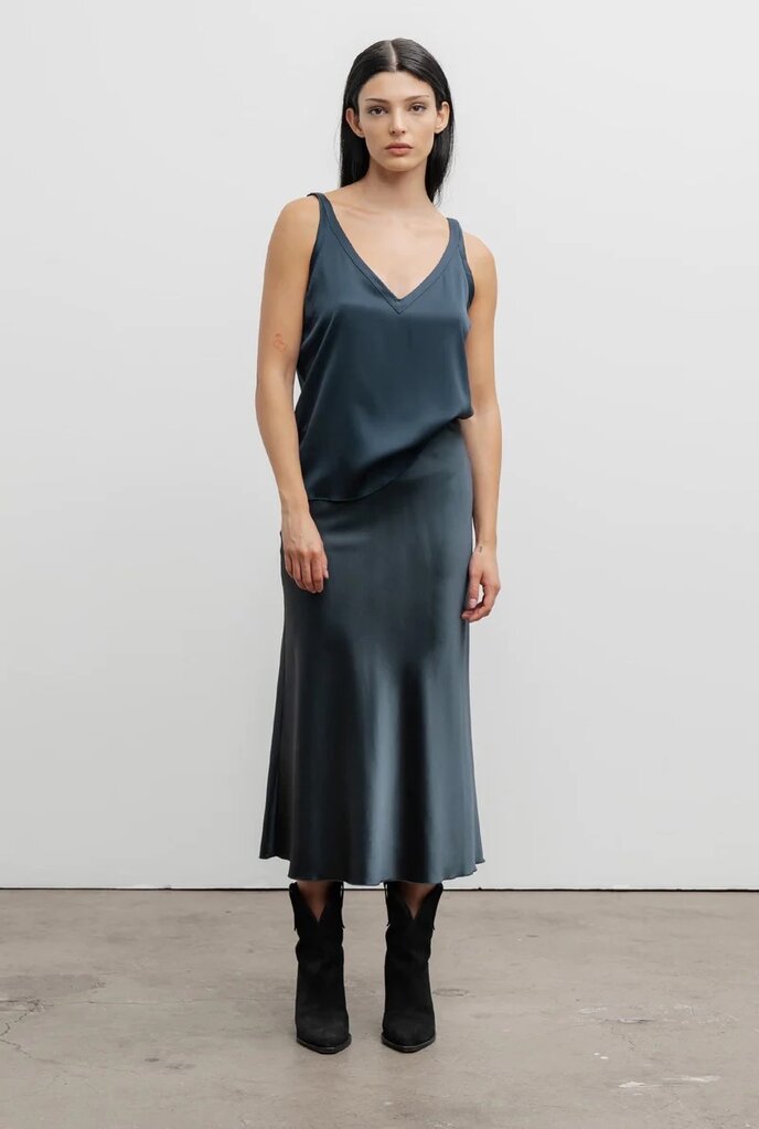 Ahlvar Gallery Hana Satin Skirt - Blue Grey