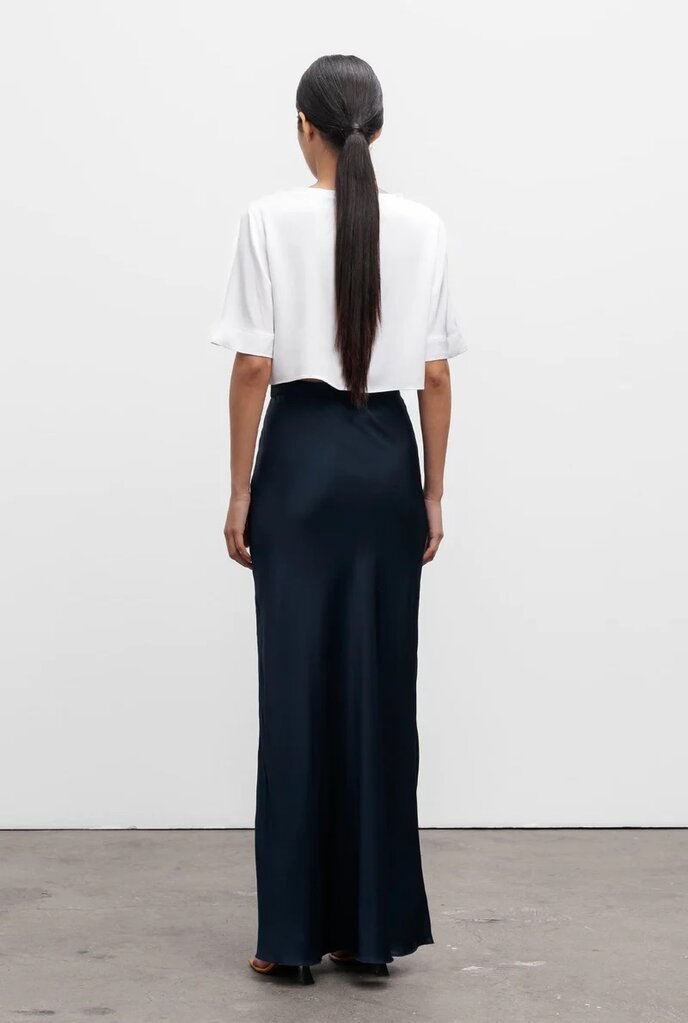 Ahlvar Gallery Hana Long Skirt - Midnight Blue