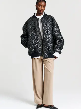 CHPTR-S Meticulous Quilted bomber - Black