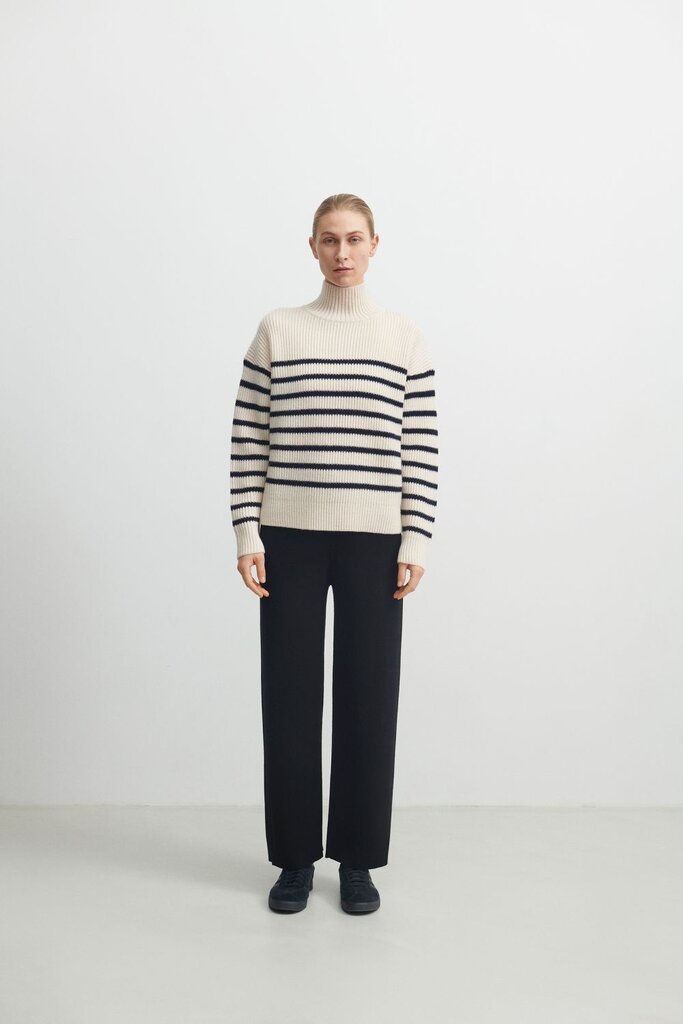 FUB Raw Wool Sweater - Ecru/Dark Navy