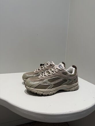 Mercer The Re-Run Suede - Sand