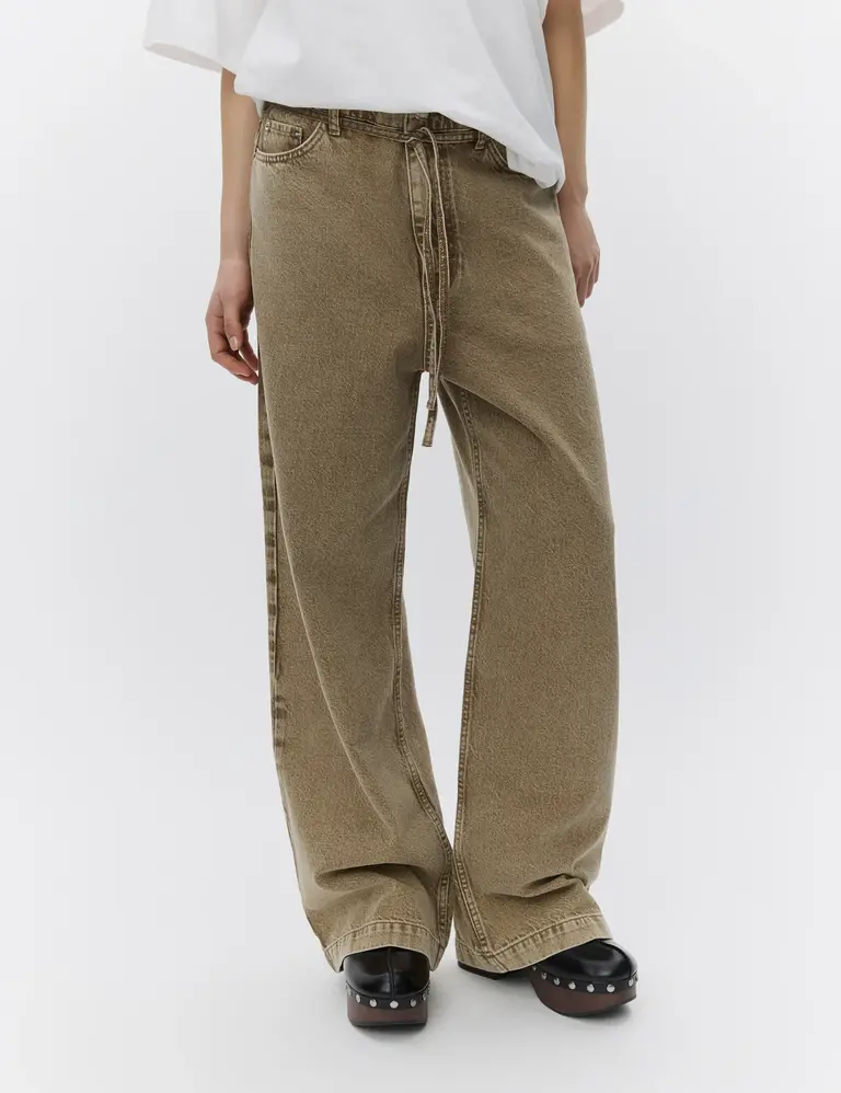 DAY Elijah Jeans - Sand Washed Denim