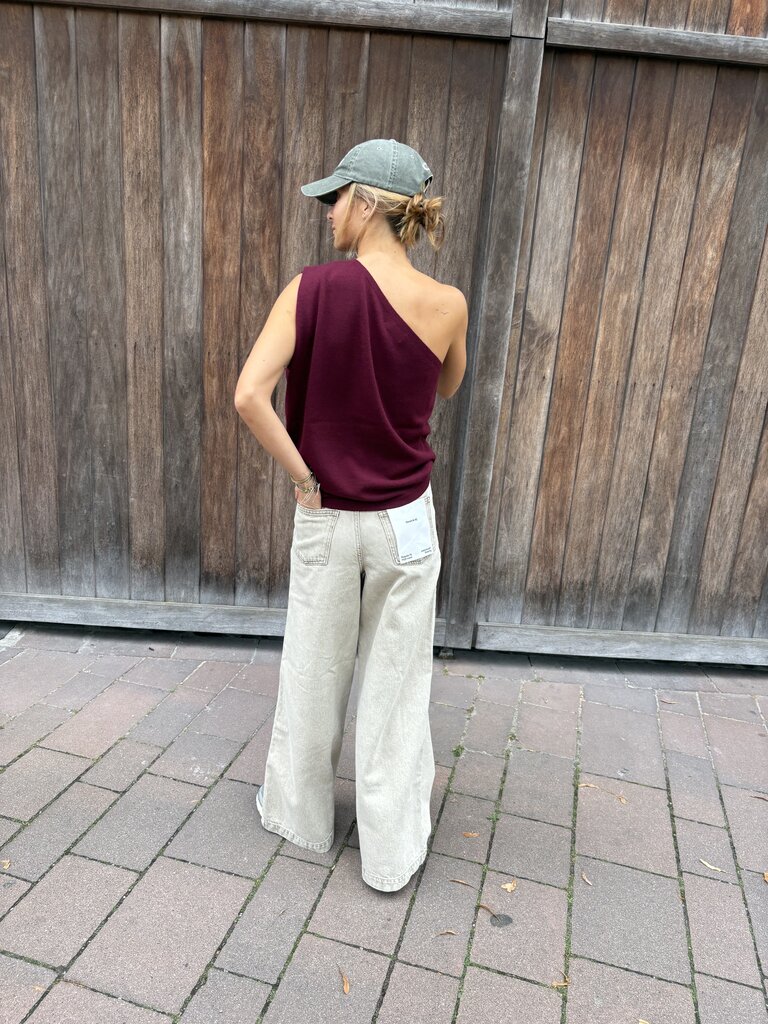 Rae Maeve Top - Burgundy