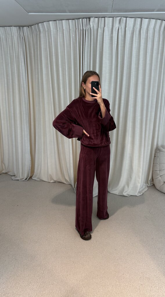 Love Sundaily Emmanuel Pants - Velour Burgundy