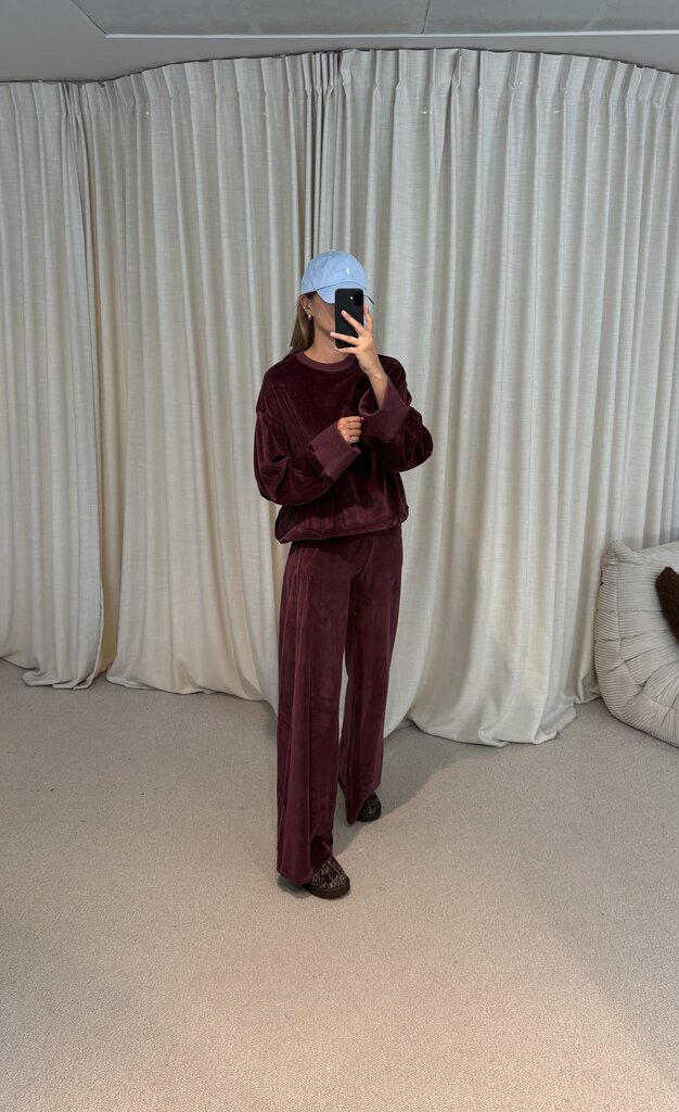Love Sundaily Emmanuel Pants - Velour Burgundy