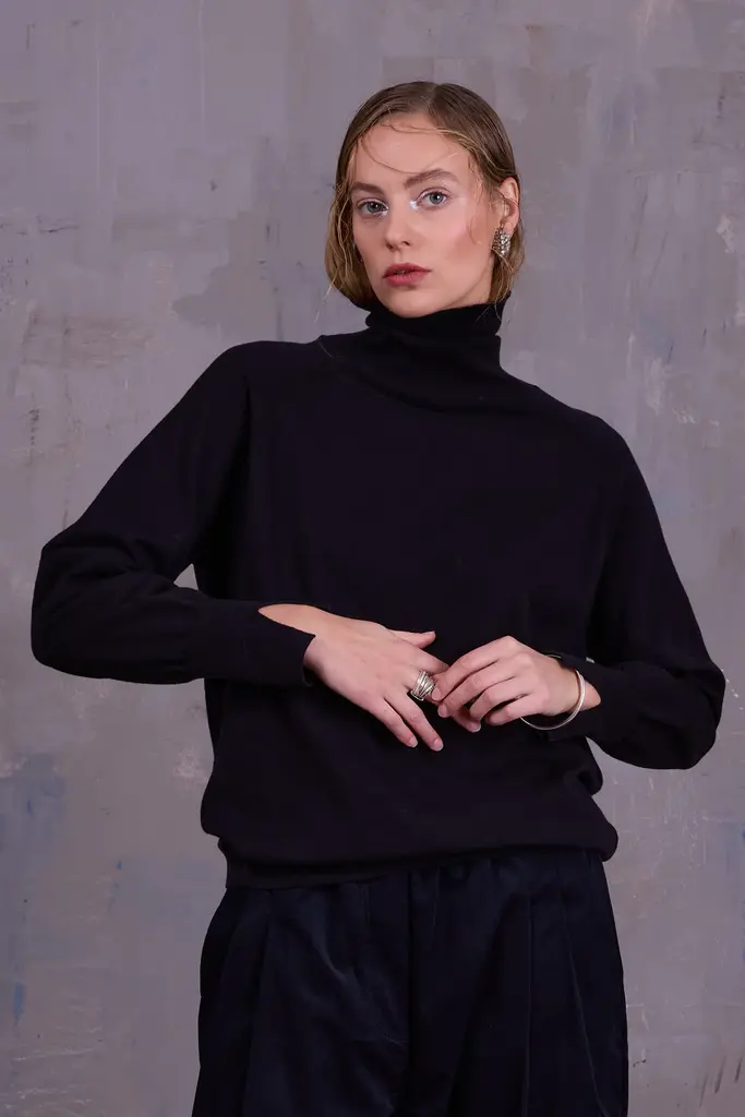 Nathalie Vleeschouwer Gaetan Turtleneck - Black